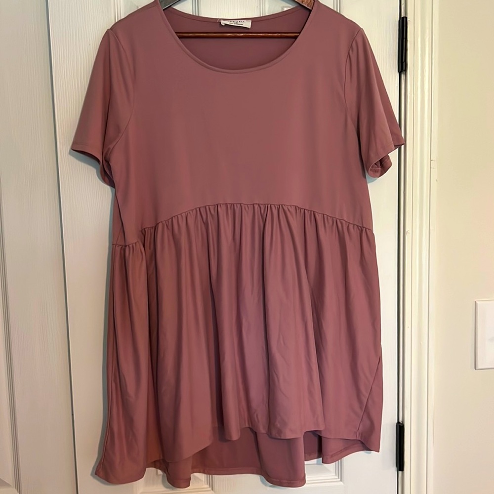 Oversized comfy top! Soft material, stretchy